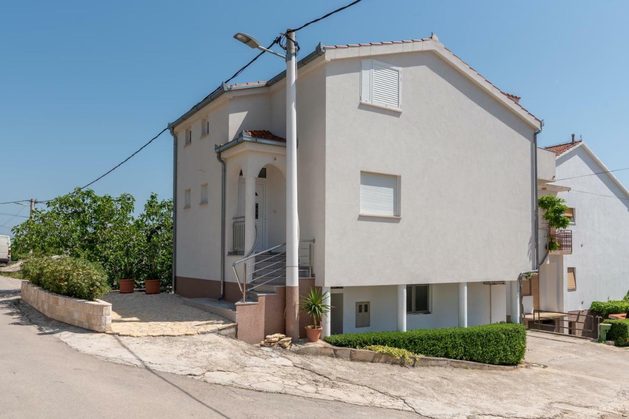 Apartman Dominik Trogir Zewnętrze zdjęcie